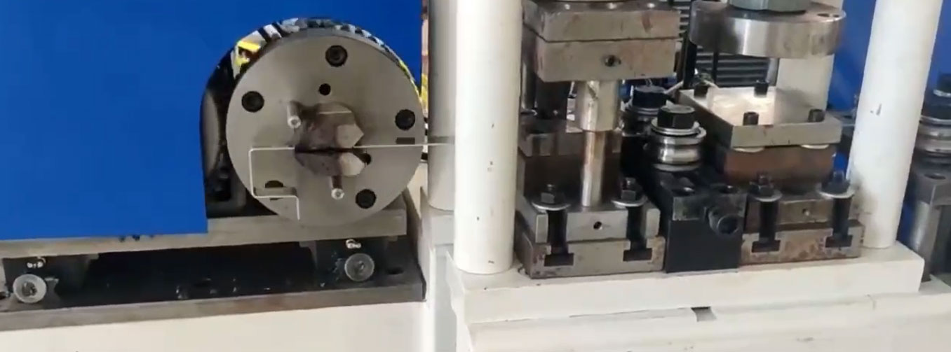 Станки для изготовления хомутов из ленты